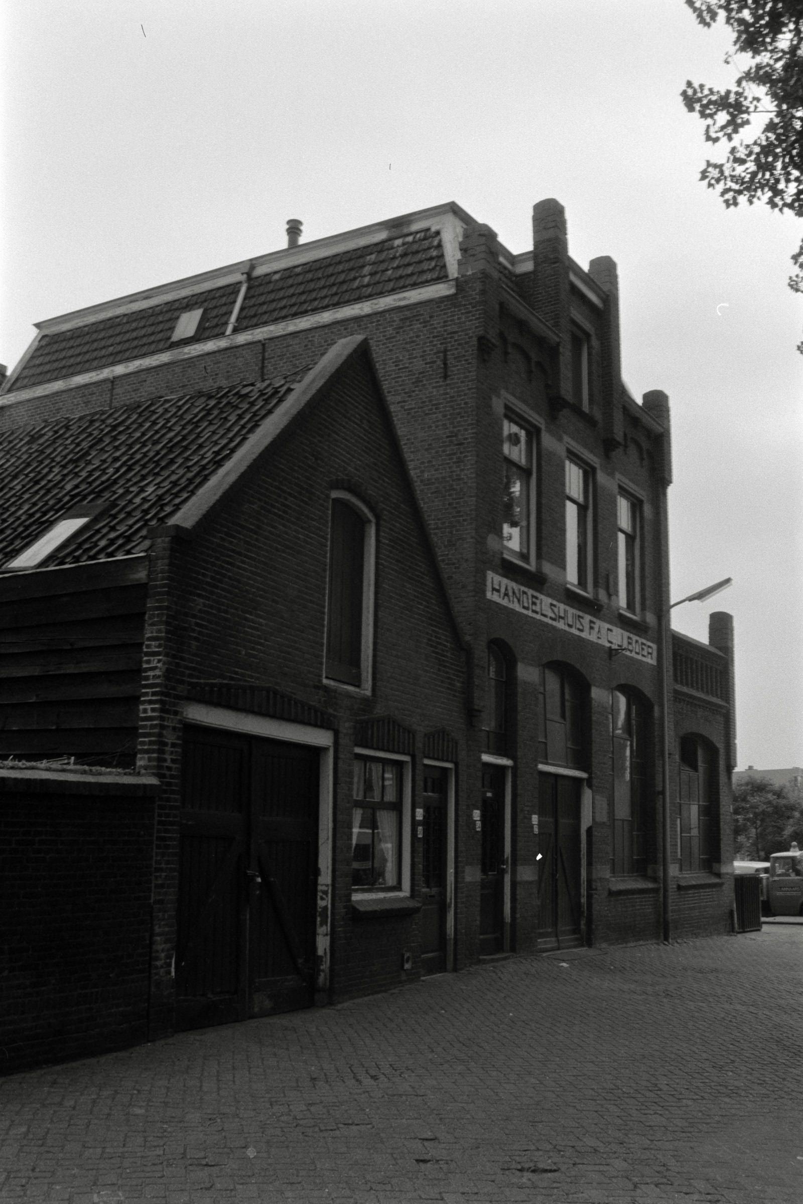 AHP F1992 06 001 sc250507 img06 NLP